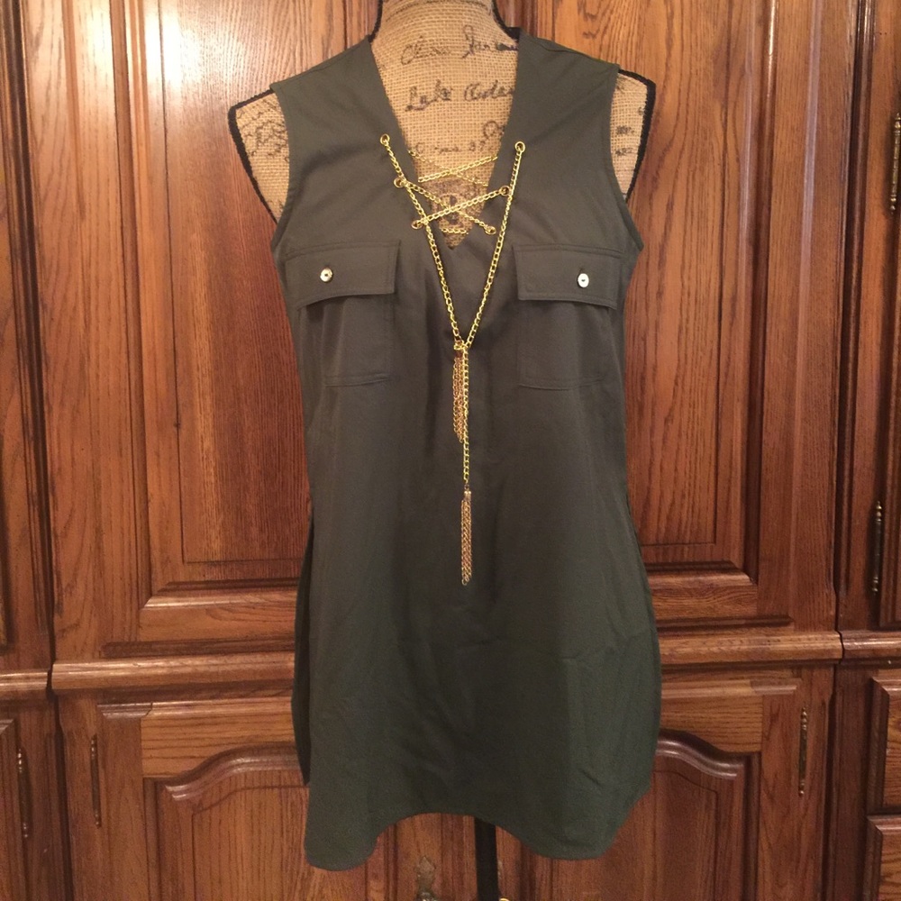 Persaya Olive Slit Side Sleeveless Top