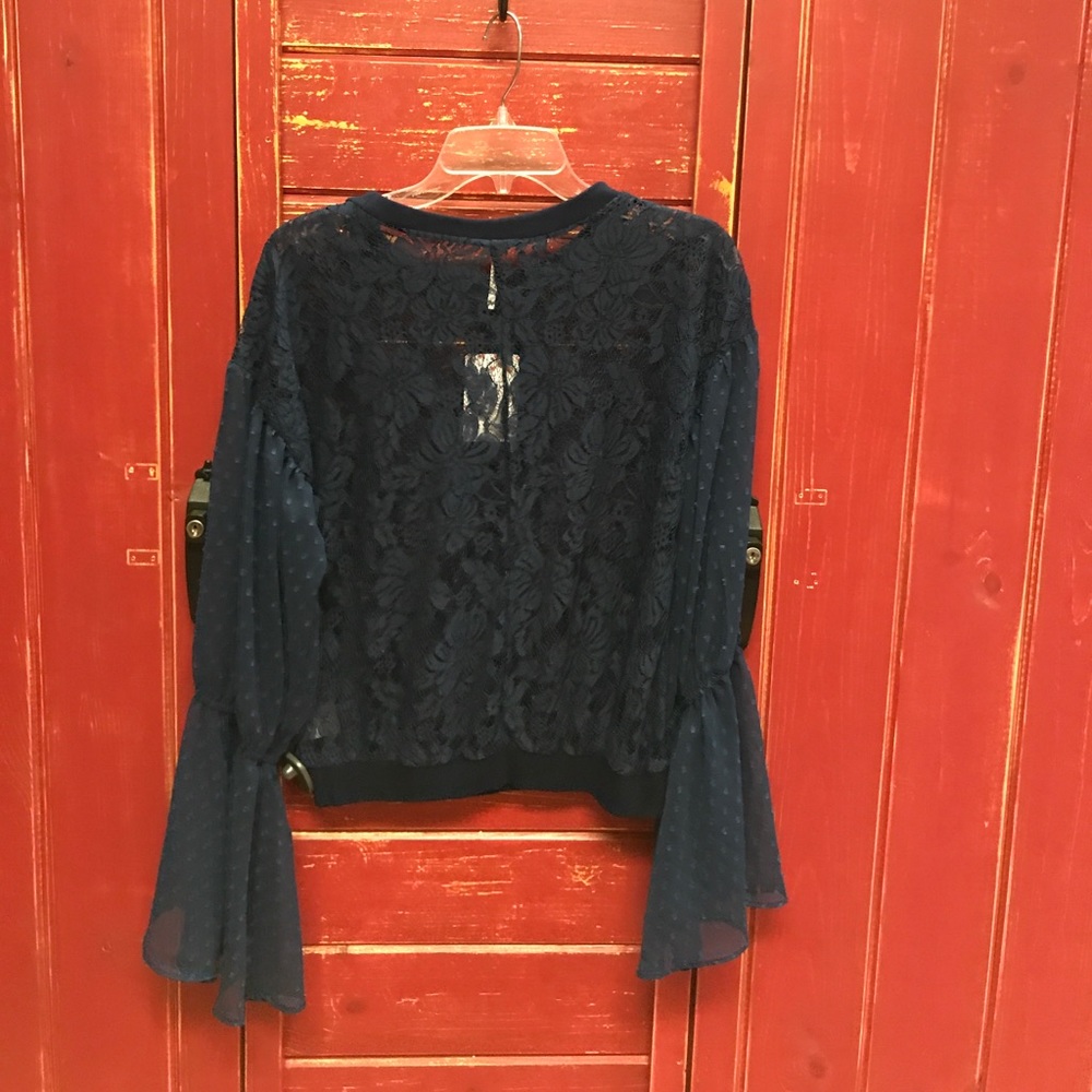 Free People lovely lace top - Picture 4 of 8