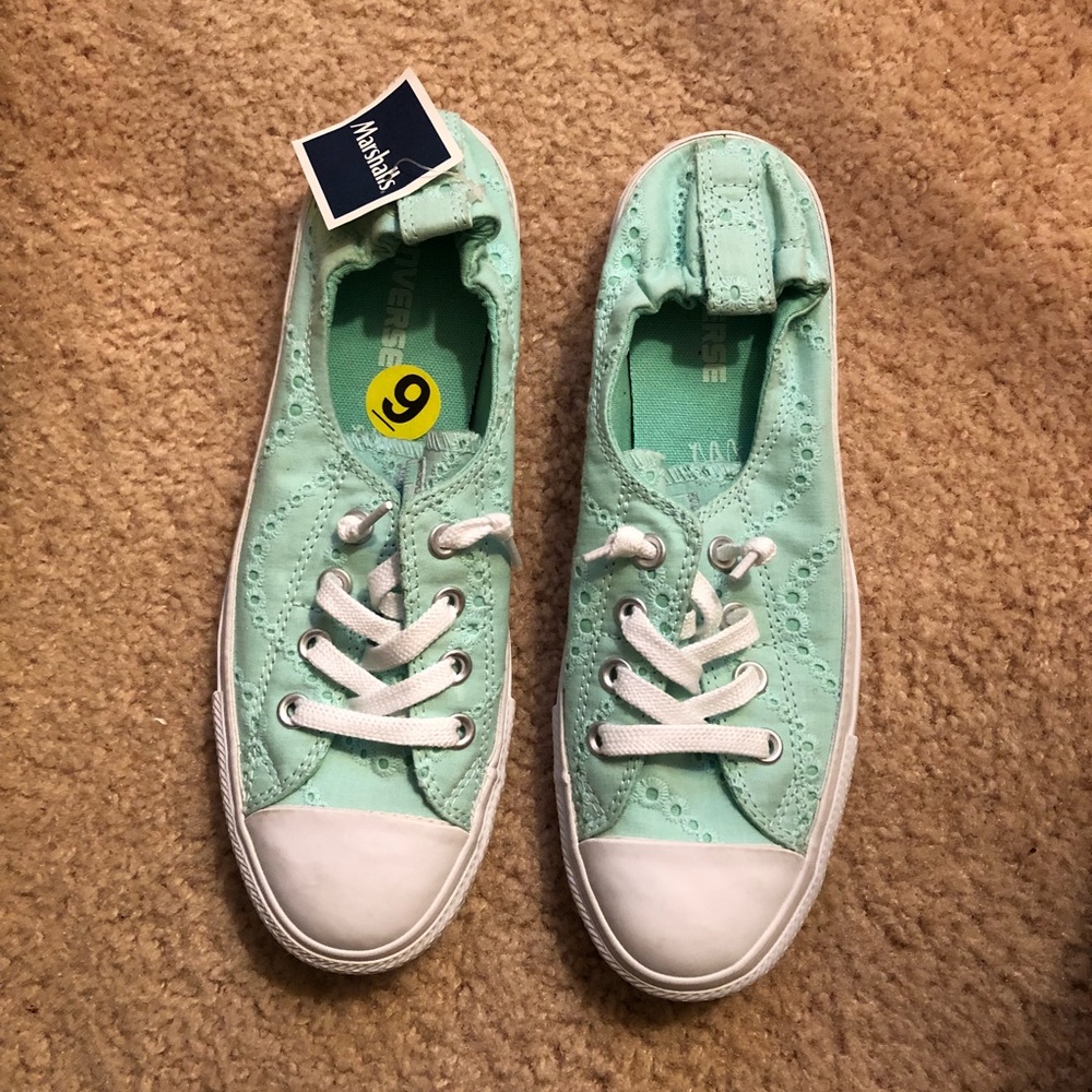 Converse Sneakers - size 9 - mint green