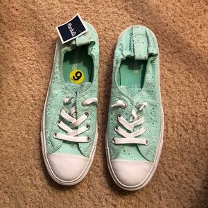 Converse Sneakers - size 9 - mint green