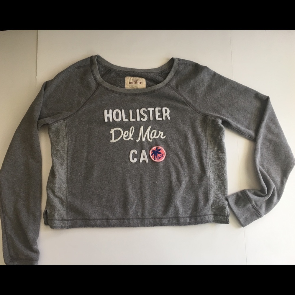 Hollister Women's Pullover Sweater Size L Gray