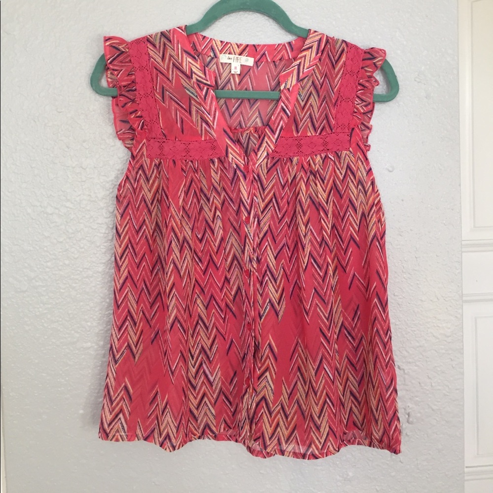 Pink chevron button up top