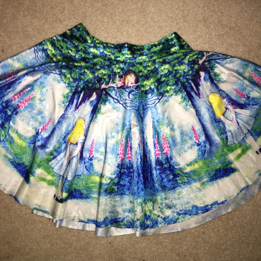 Alice and wonderland patterned skirt