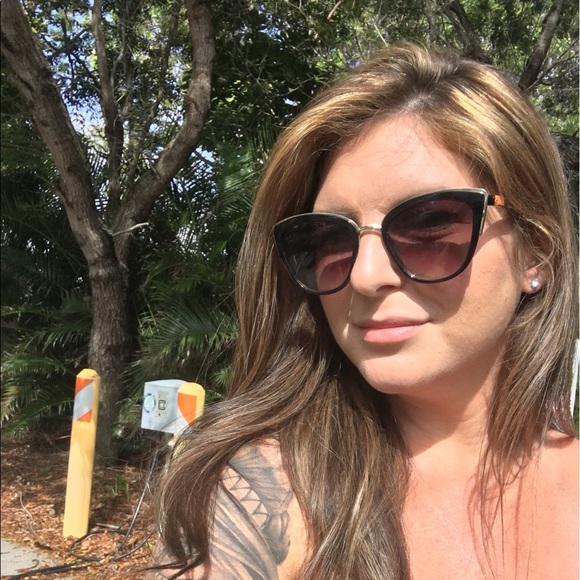 Meet your Posher, Ashley - Picture 1 of 1