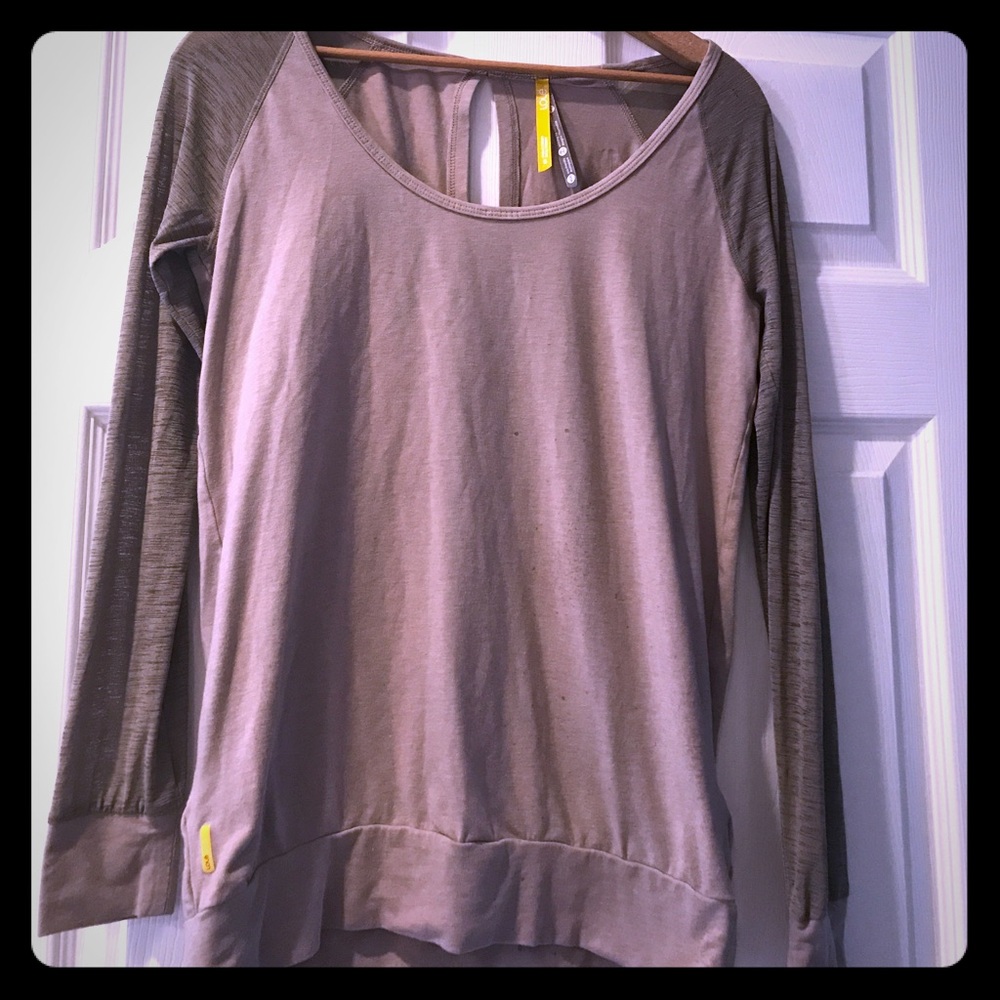 Lole open back workout top