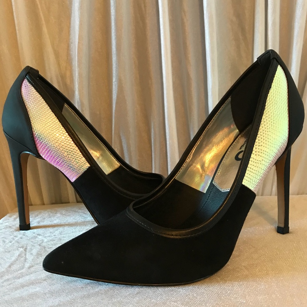Black Pointy Hologram Heels