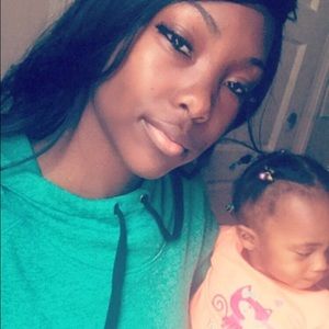 Meet your Posher, Cierra