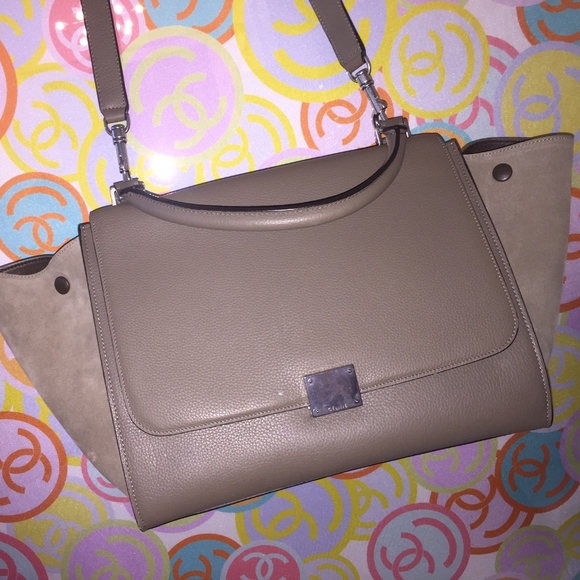 MEDIUM TRAPEZE BAG IN DRUMMED CALFSKIN - Picture 7 of 7