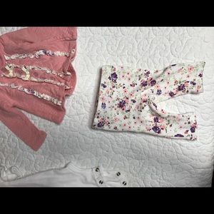 Newborn outfit (0-3) months