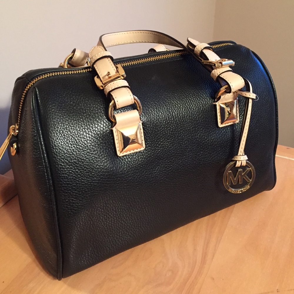 Michael Kors Handbag, New with tags!