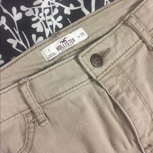 Hollister darker khaki skinny jeans