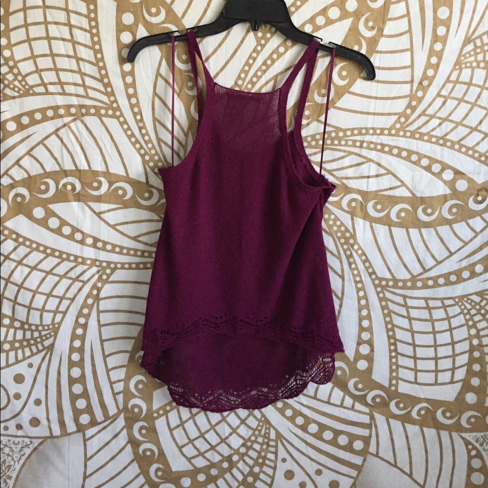 Low-High Rise Racer Back Tank Top - Picture 2 of 2