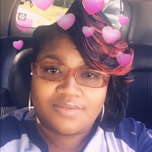 Meet your Posher, Brenda