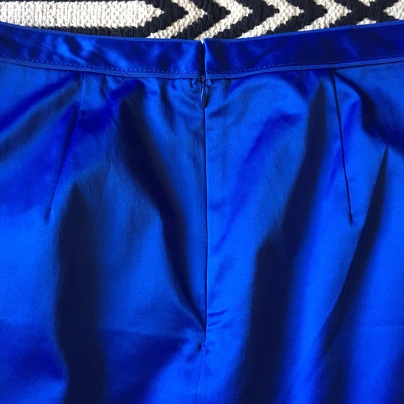 Club Monaco royal blue mini skirt - Picture 5 of 8