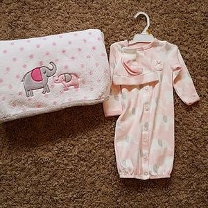 Pink elephant sleeper/gown and blanket