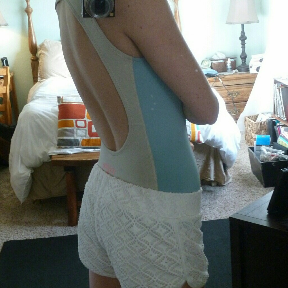 Water​ exercise shorts Aztec pattern white - Picture 2 of 4