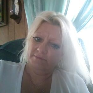 Meet your Posher, Renea