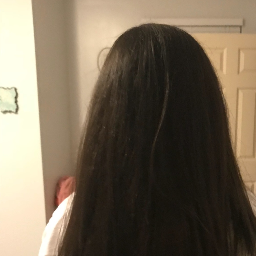 Meet your Posher, Avyona