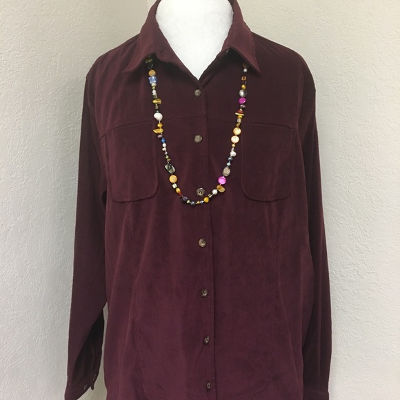💜Maroon Buttondown - Picture 1 of 4