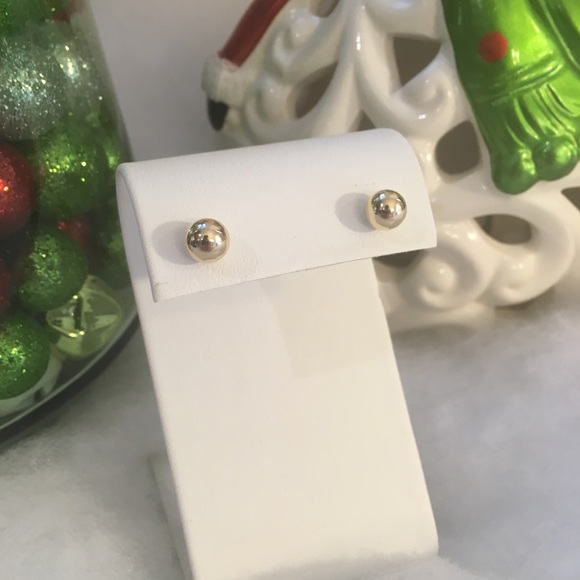 14K Gold Ball Stud Earrings - Picture 5 of 6