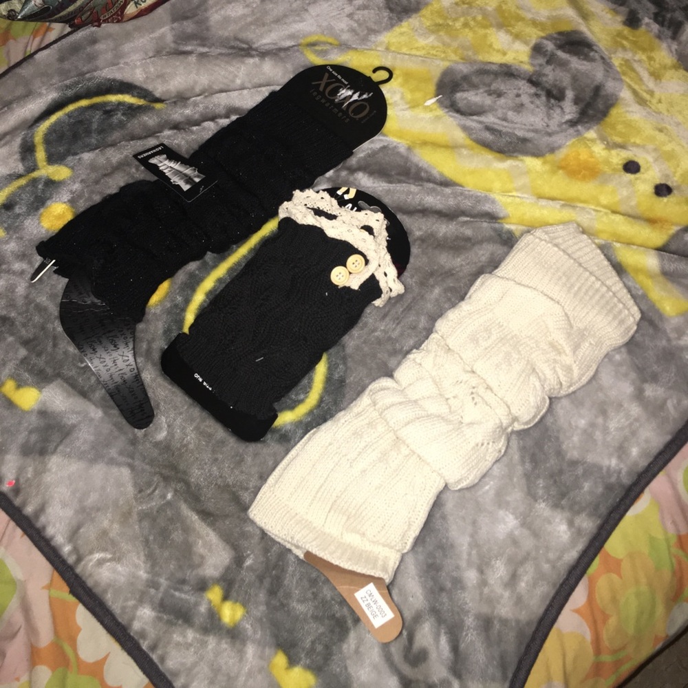 3 Fashion leg warmers