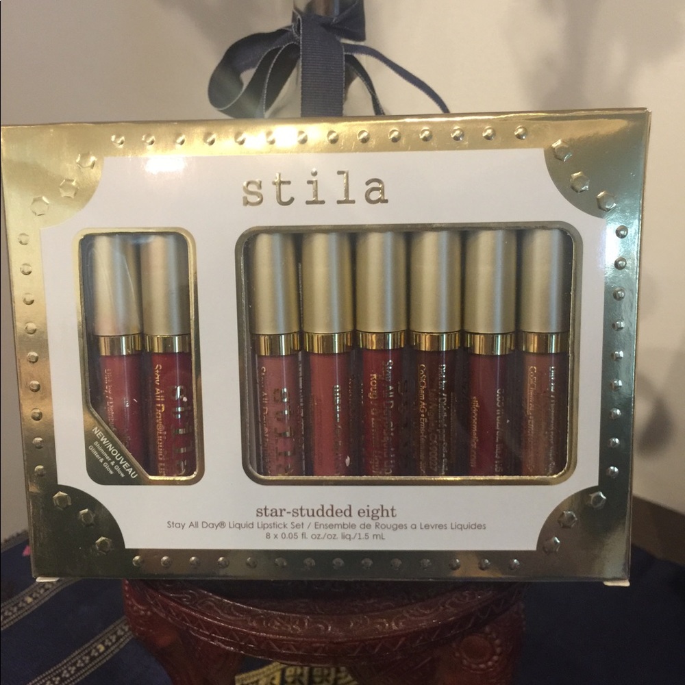 STILA Star-Studded Eight Lipstick Set