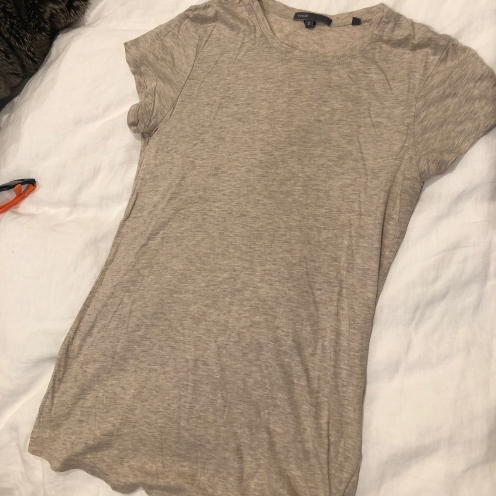 Vince. Tan tee-shirt!