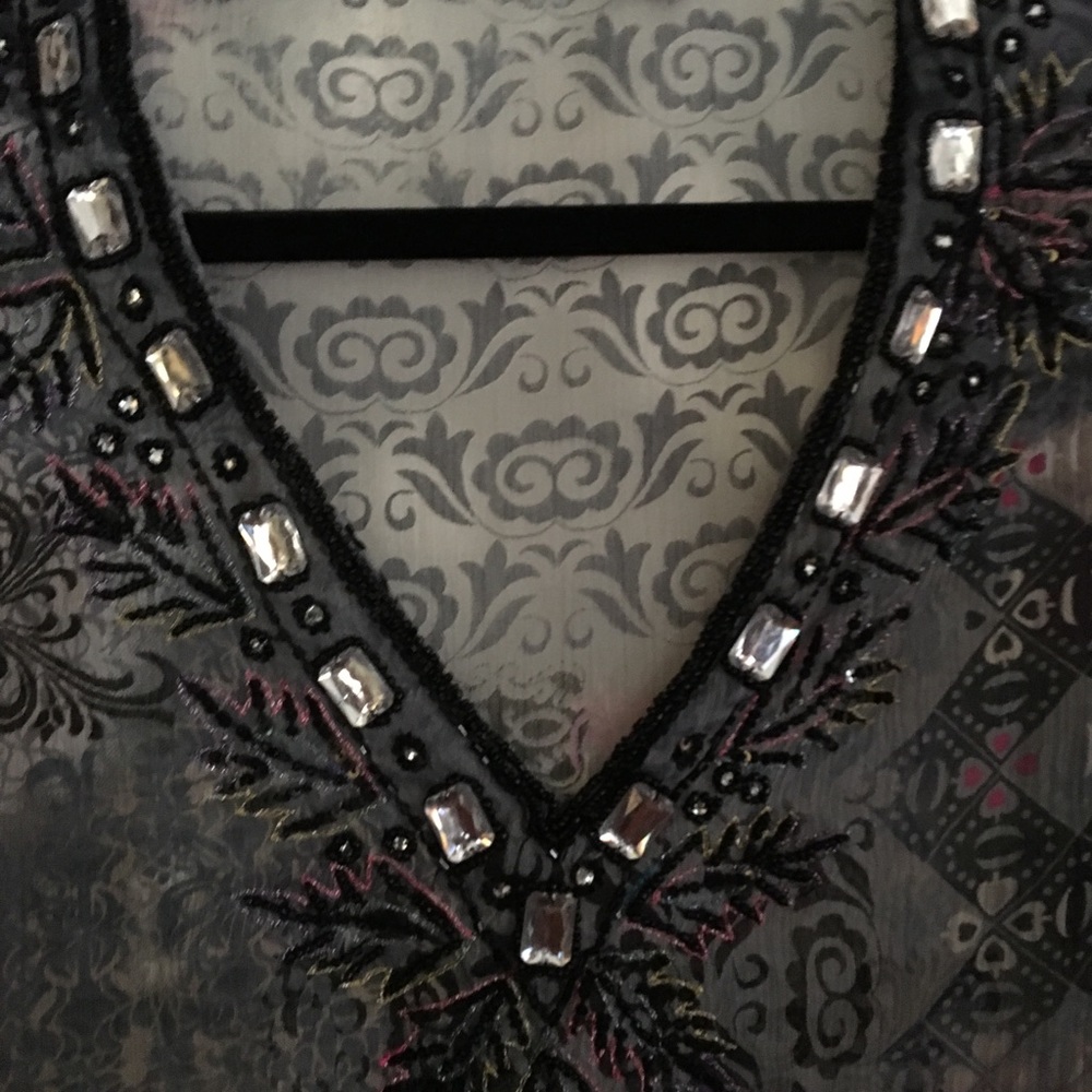 Sheer Beaded Detail V Neck Tunic.
