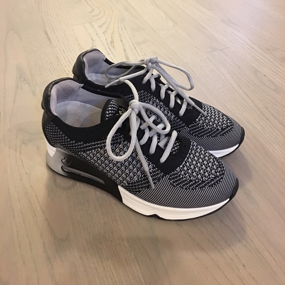 Ash wedge sneaker