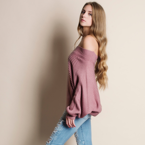 Off Shoulder Oversized Sweater - Picture 2 of 3