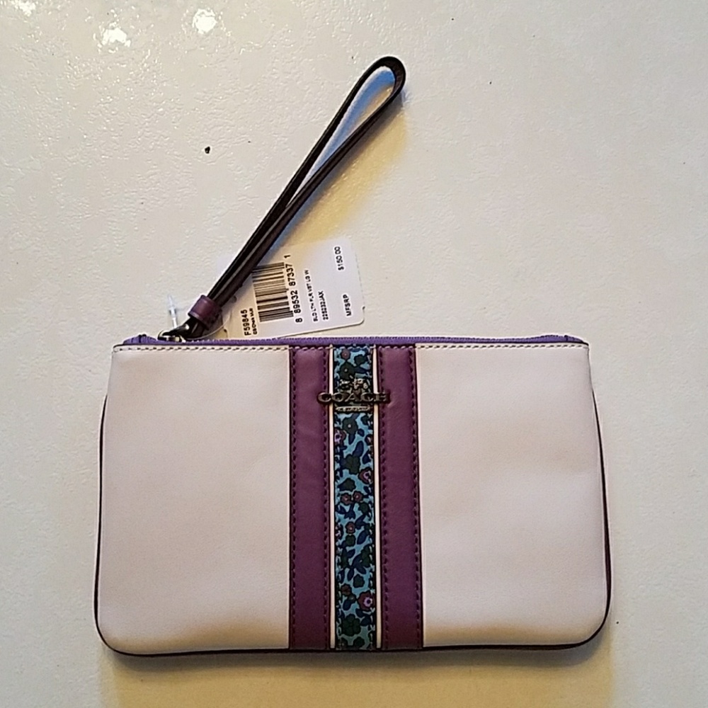 Coach wristlet accessory