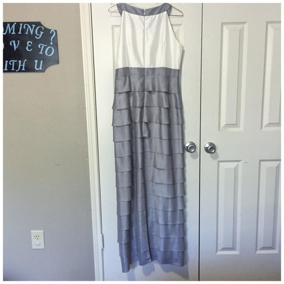 Jessica Howard Silver Ruffled Dress - Picture 5 of 6