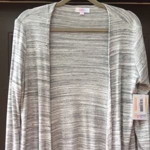 Lularoe S Gray Heathered Sarah. Neutral staple!