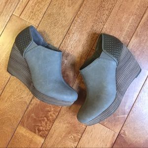 Dr. Scholl’s Harlow Wedge Booties