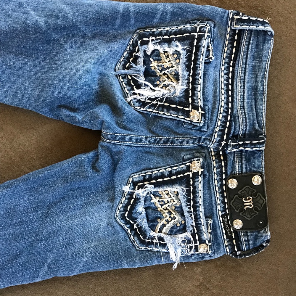 Distressed/patched looking skinnies!