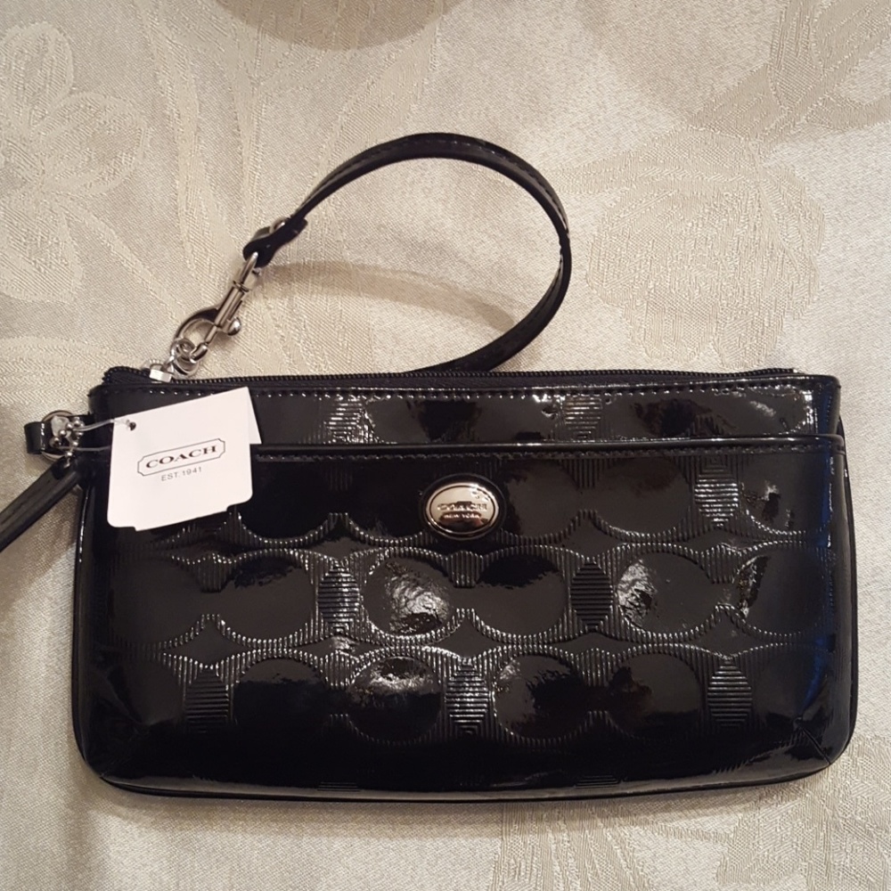 Coach Peyton Link C Patent Leather Wrislet NWT