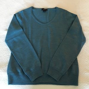 Women’s sweater