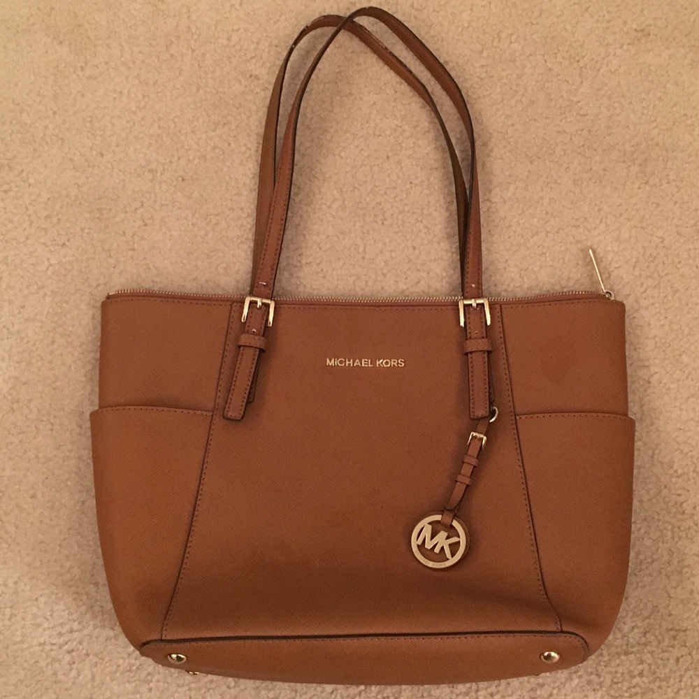 Michael Kors Jet Set Saffiano Tote