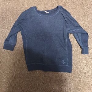 Juicy couture quarter sleeved top.