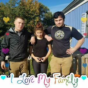 Meet your Posher, Devin