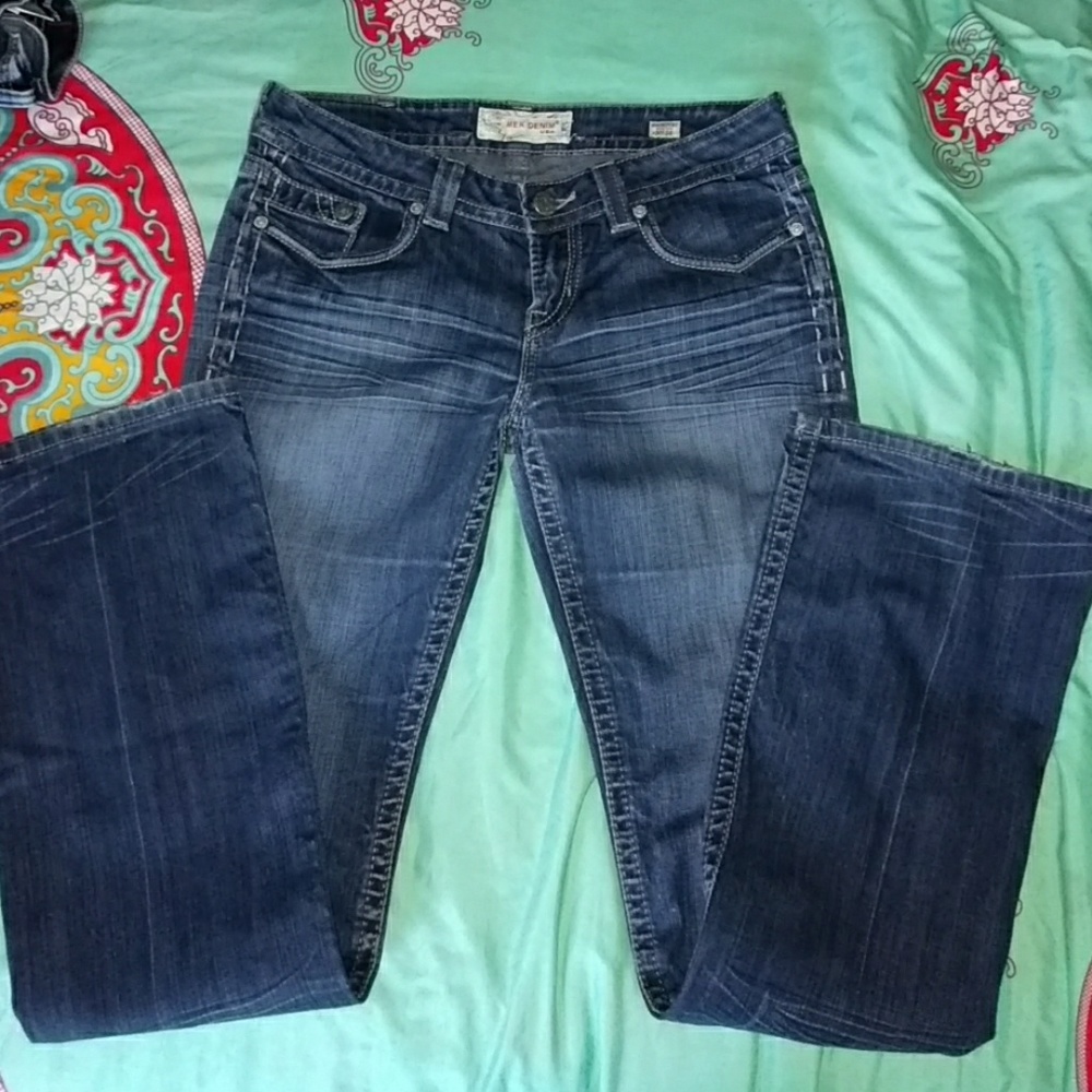 **MEK Denim Frankfurt boot cut