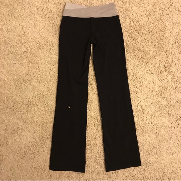 Lululemon yoga pants - Picture 3 of 8