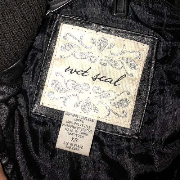 Jacket - Picture 3 of 3