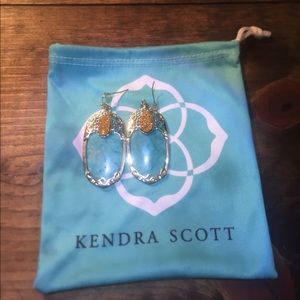 Never worn Kendra Scott earrings