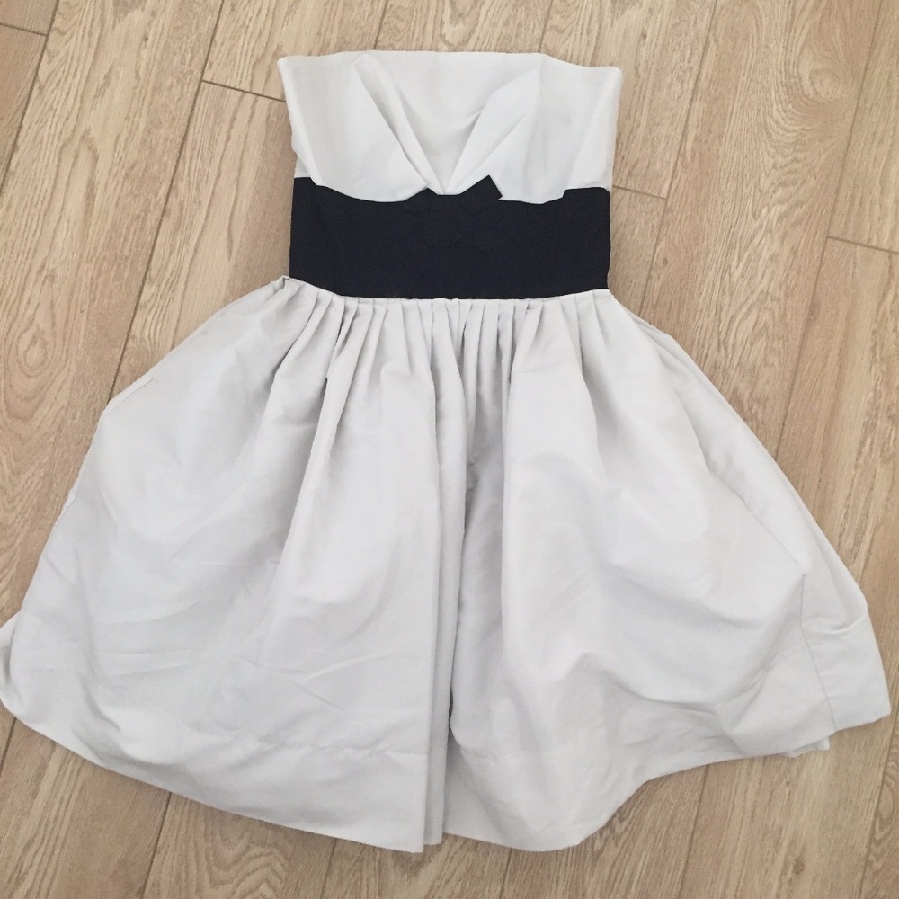 Gorgeous White Empire Waist Strapless Party Dress