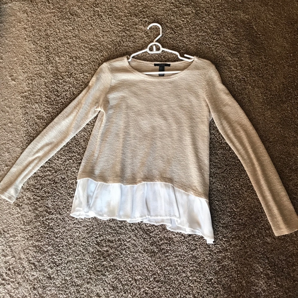 Beige light sweater with flowy bottom