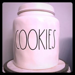 Rae Dunn cookie canister