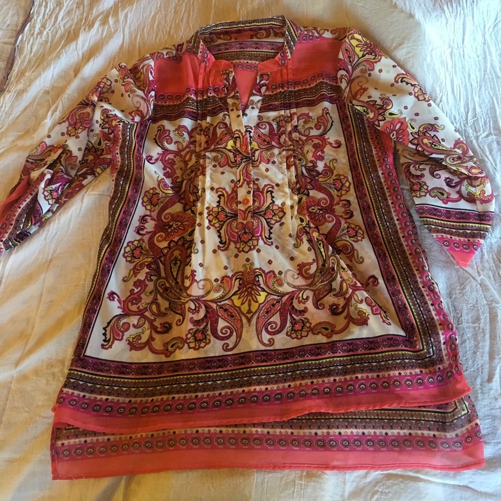 Paisley Printed silk like pull over blouse.