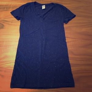 Victoria’s Secret PINK tee