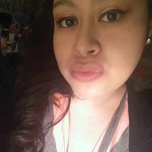 Meet your Posher, Marleni